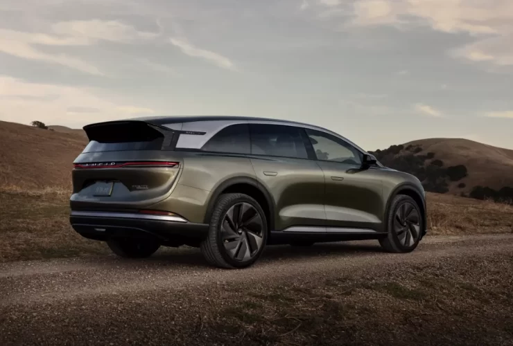 lucid gravity suv